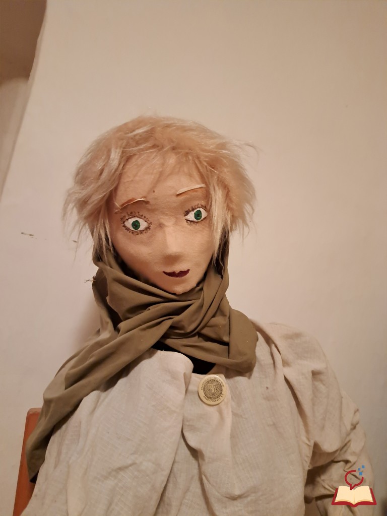 Katharina Schrempf – doll figure, view 2